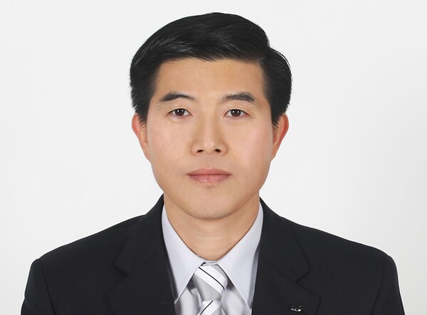 한국열린사이버대학교 교수 김성제
