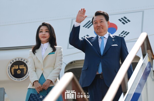 6월 19일 윤석열 대통령 부부는 프랑스·베트남 순방을 위해 서울공항에서 출발했다(사진=대통령실)