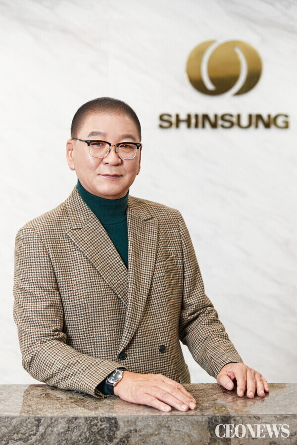 염태순 신성통상 회장